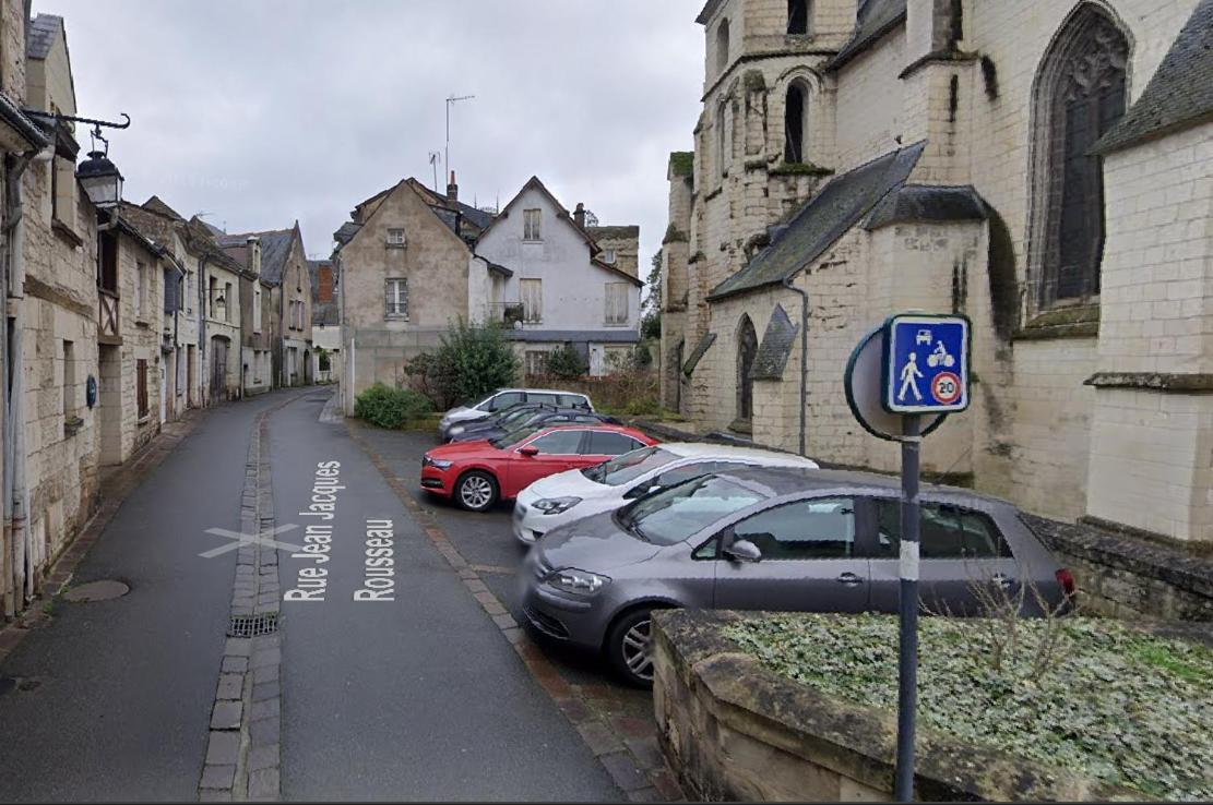 Le Badebec, Appt Dans Maison Typique Avec Jardin Prive Chinon Exterior foto