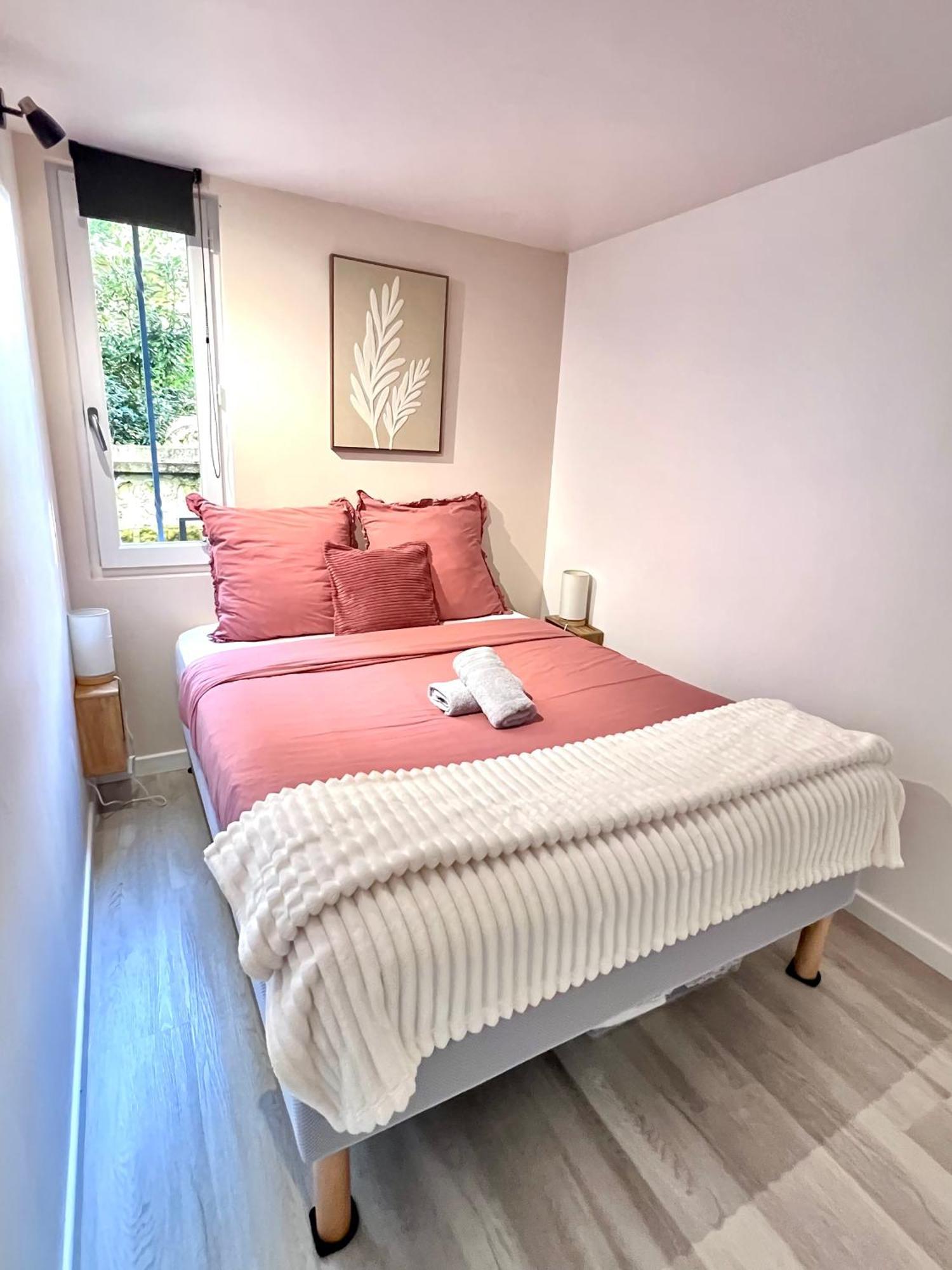 Le Badebec, Appt Dans Maison Typique Avec Jardin Prive Chinon Exterior foto